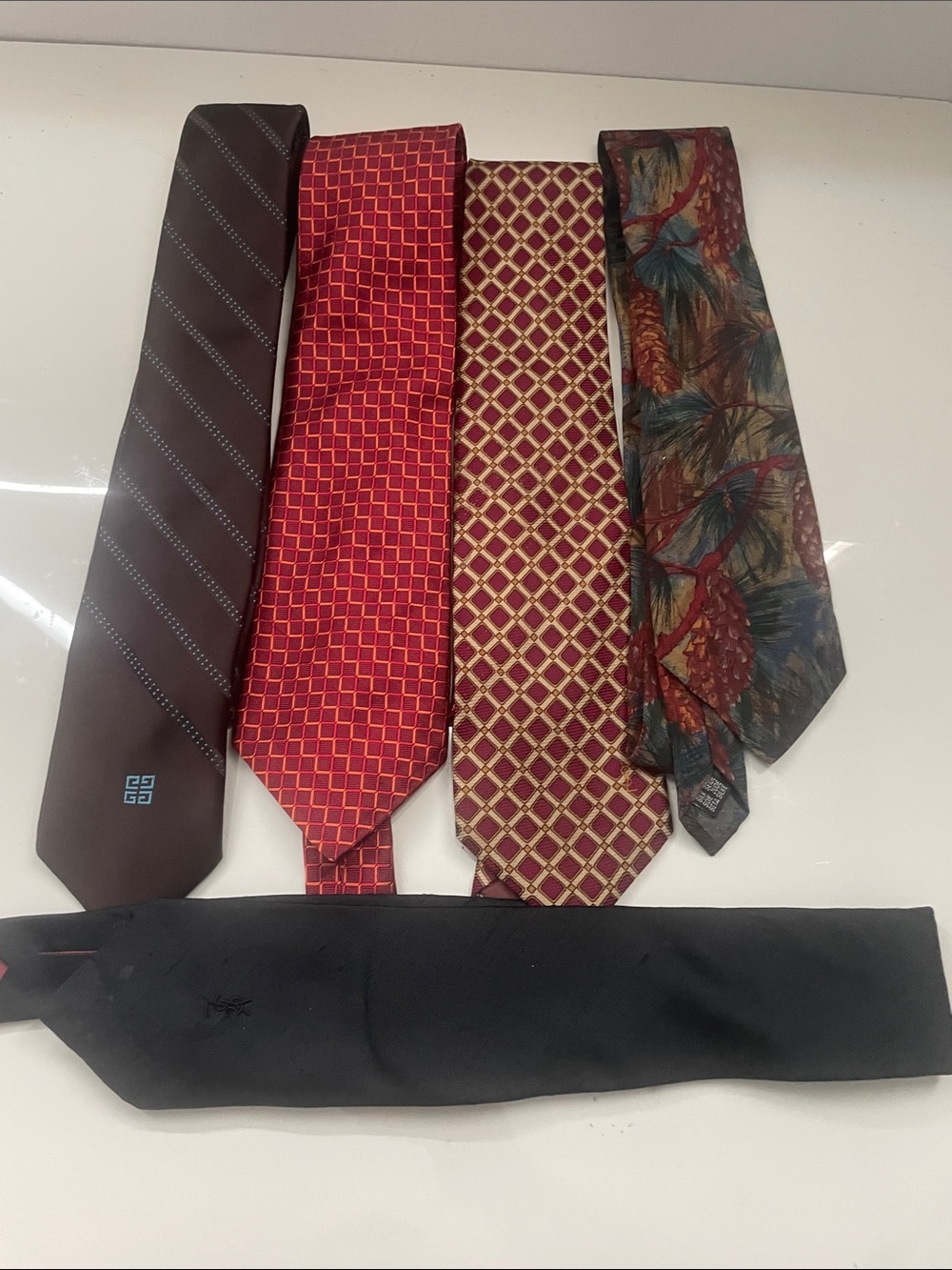 Givenchy Men's Tie .Saint Laurent me!s tie